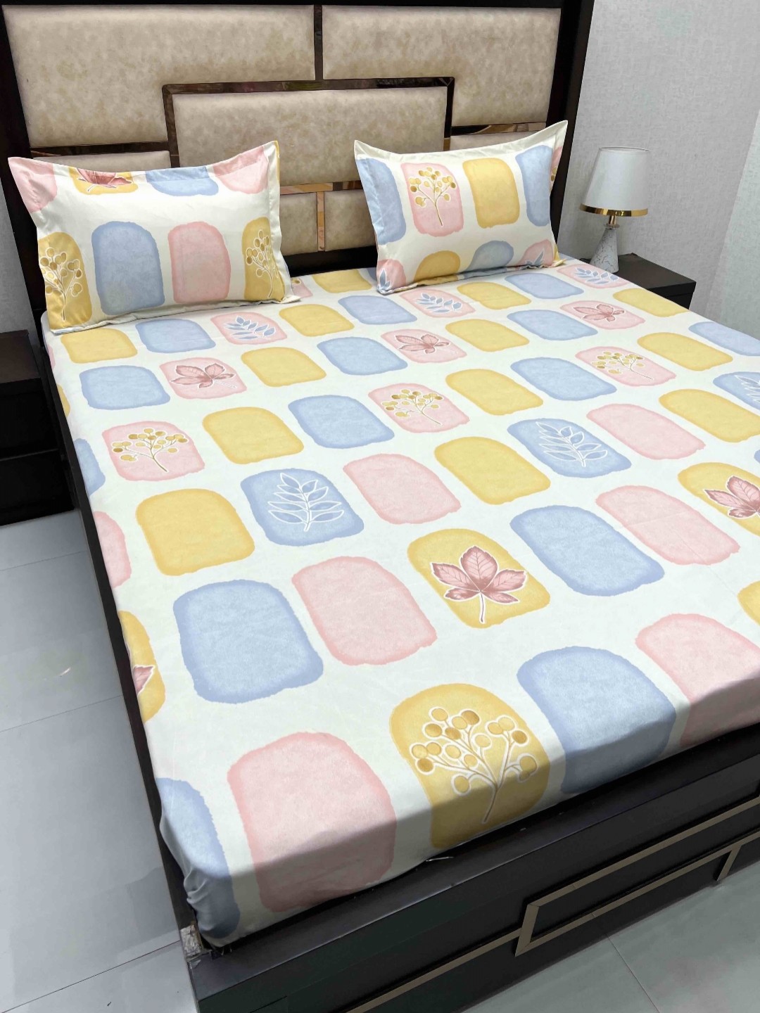 

Pure Decor White & Blue Geometric 250 TC Pure Cotton Queen Bedsheet with 2 Pillow Covers