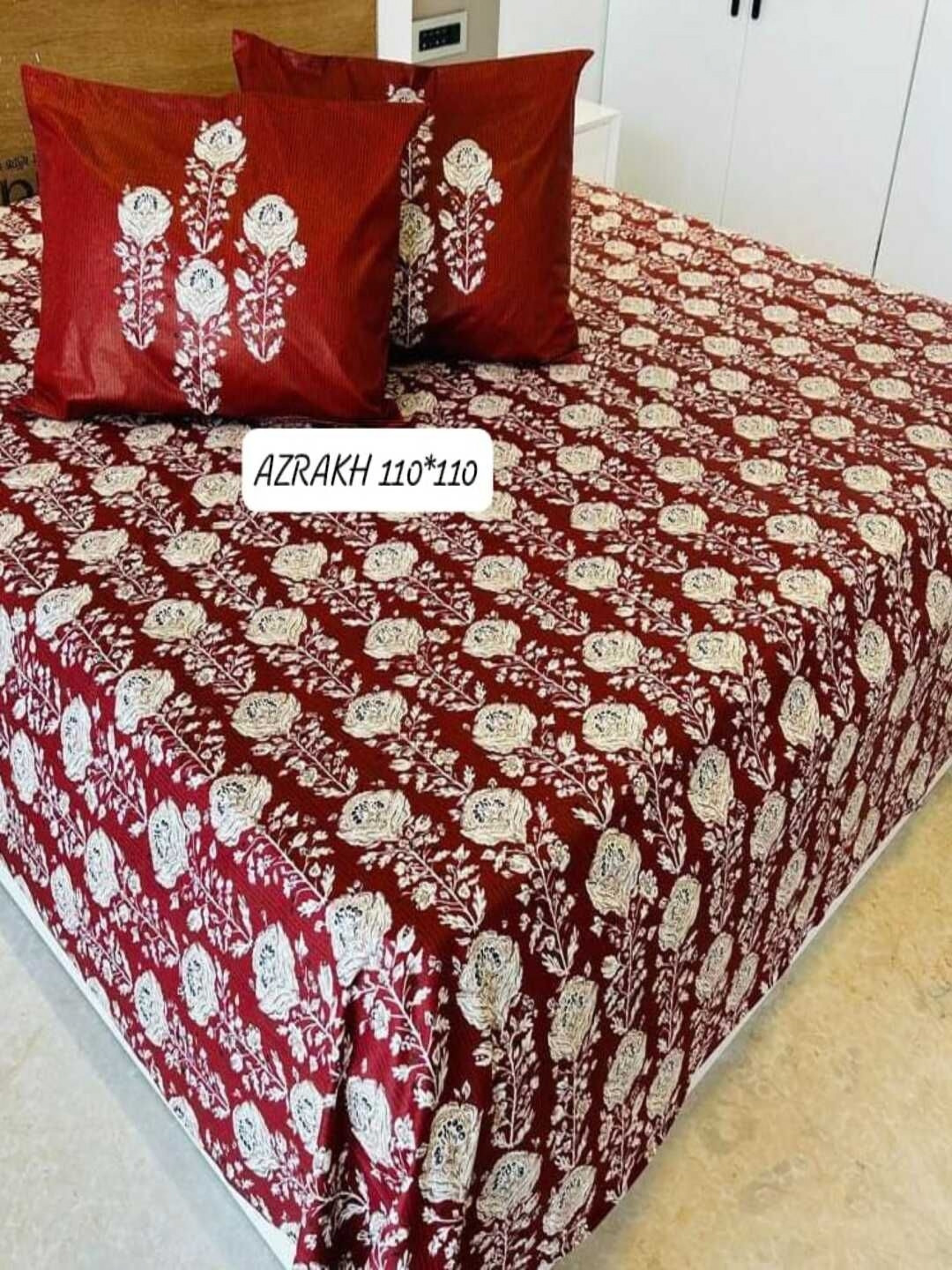 

Bedbathandbliss Maroon Cotton Floral 300 TC King Bedsheet with 2 Pillow Covers