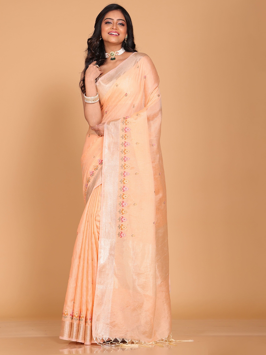 

Morchari Floral Zari Pure Linen Peach Color Saree