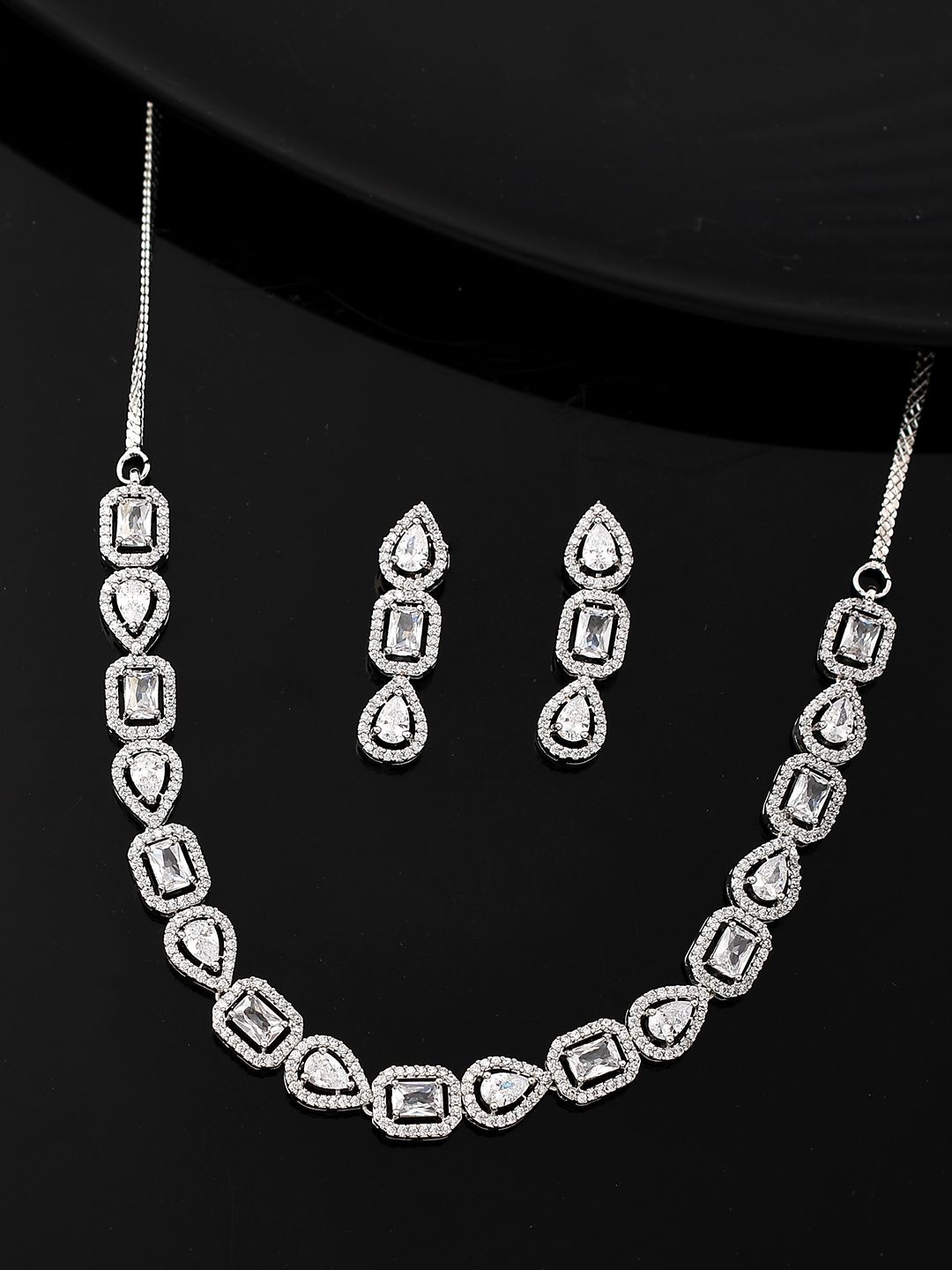 

Voylla Silver Plated Sparkling Elegance Geometric American Diamond Jewellery Set