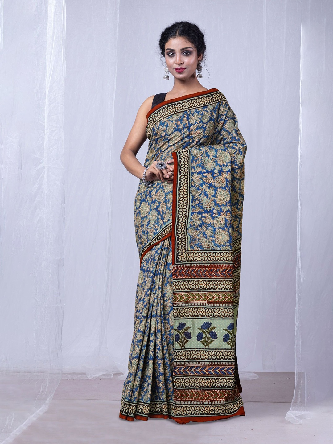 

Unnati Silks Printed Floral Pure Cotton Handloom Bagru Saree, Blue