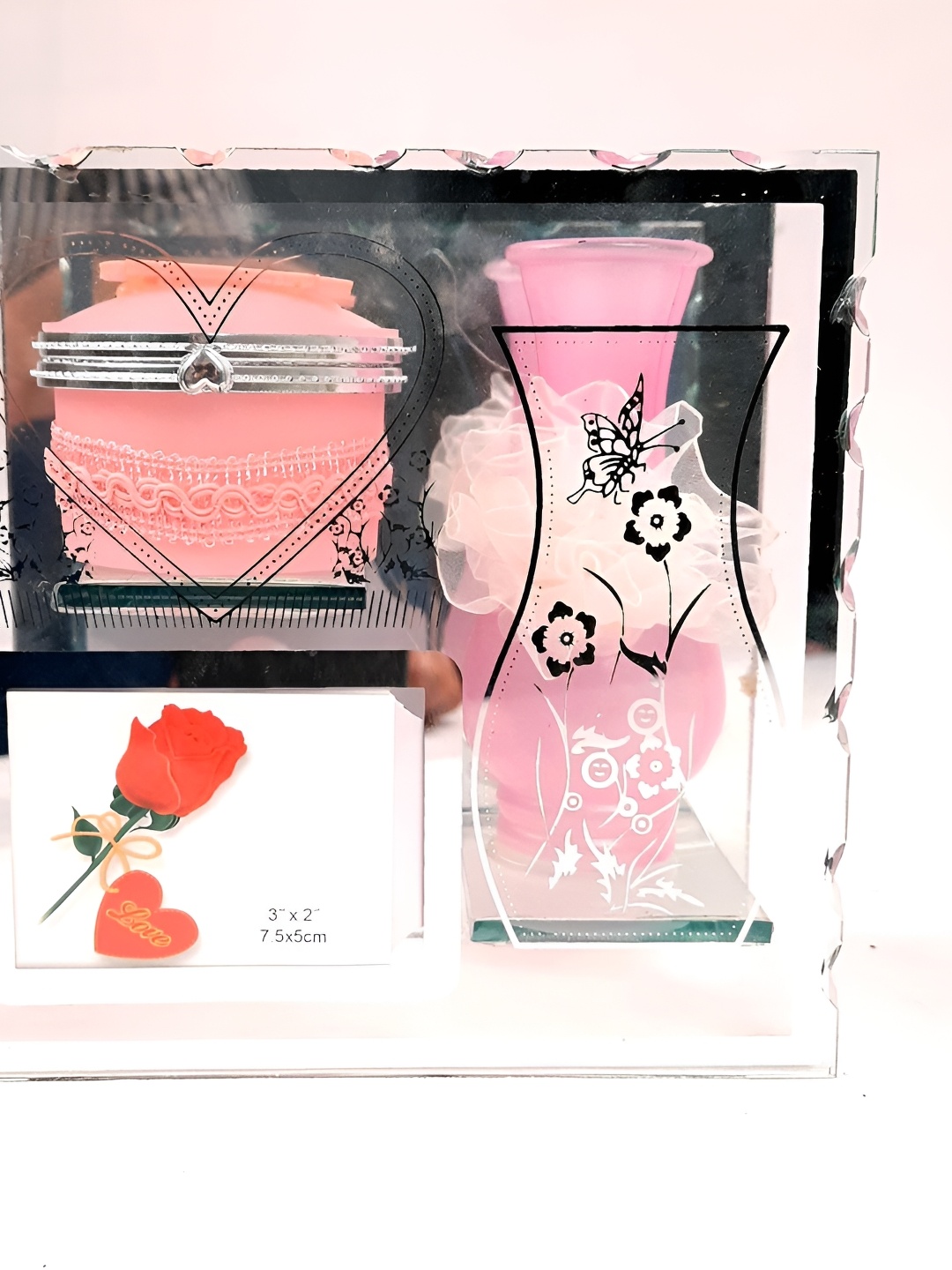 

apka mart Pink & Transparent Glass Figurine Showpiece