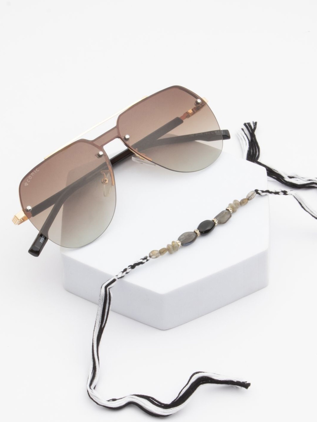 

Ted Smith Rakhi With Sunglasses Gift Set, Black