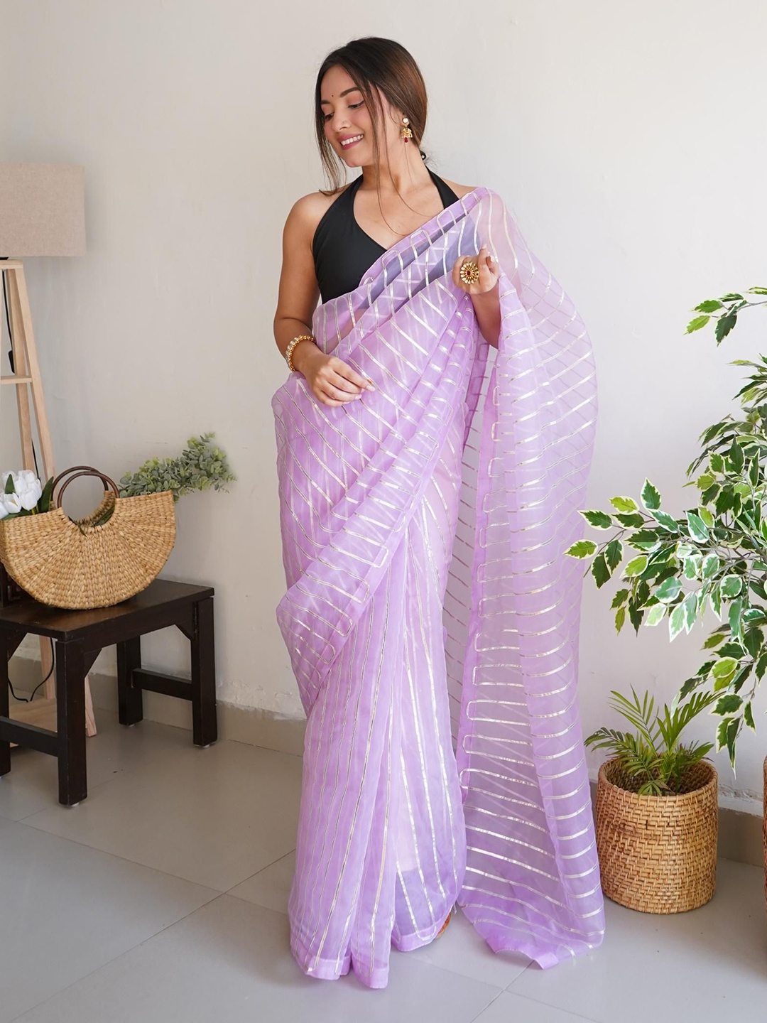 

Kalista Leheriya Gotta Patti Organza Saree, Lavender