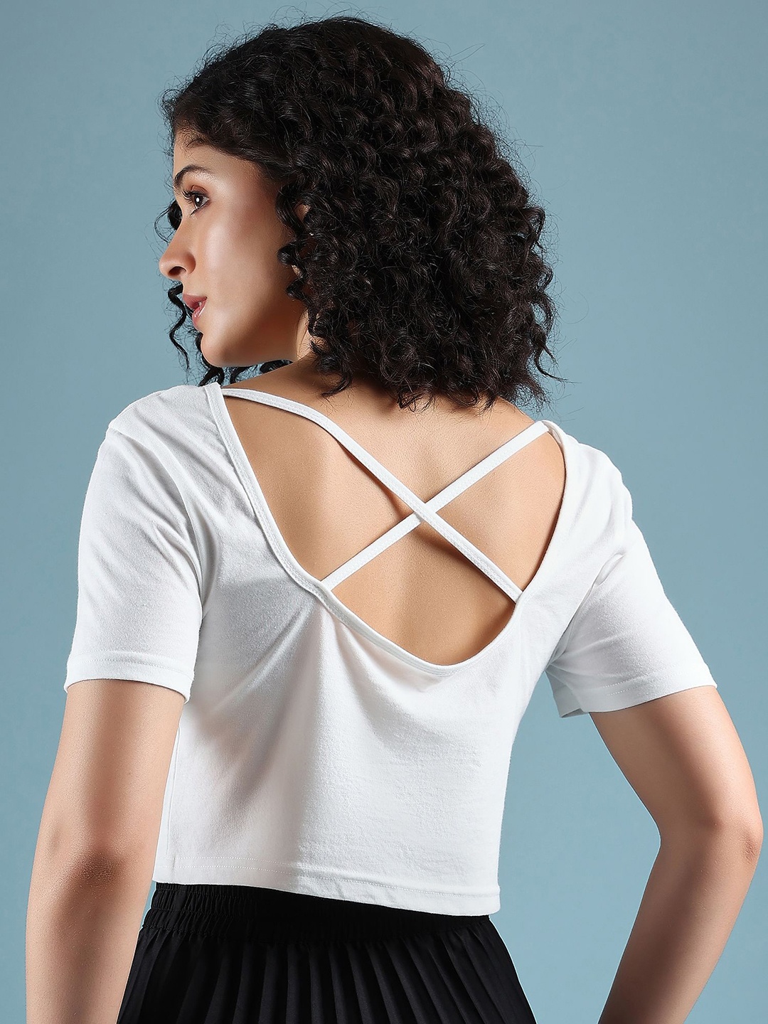 

DressBerry Women Solid Scoop Neck Cotton T-Shirt, White