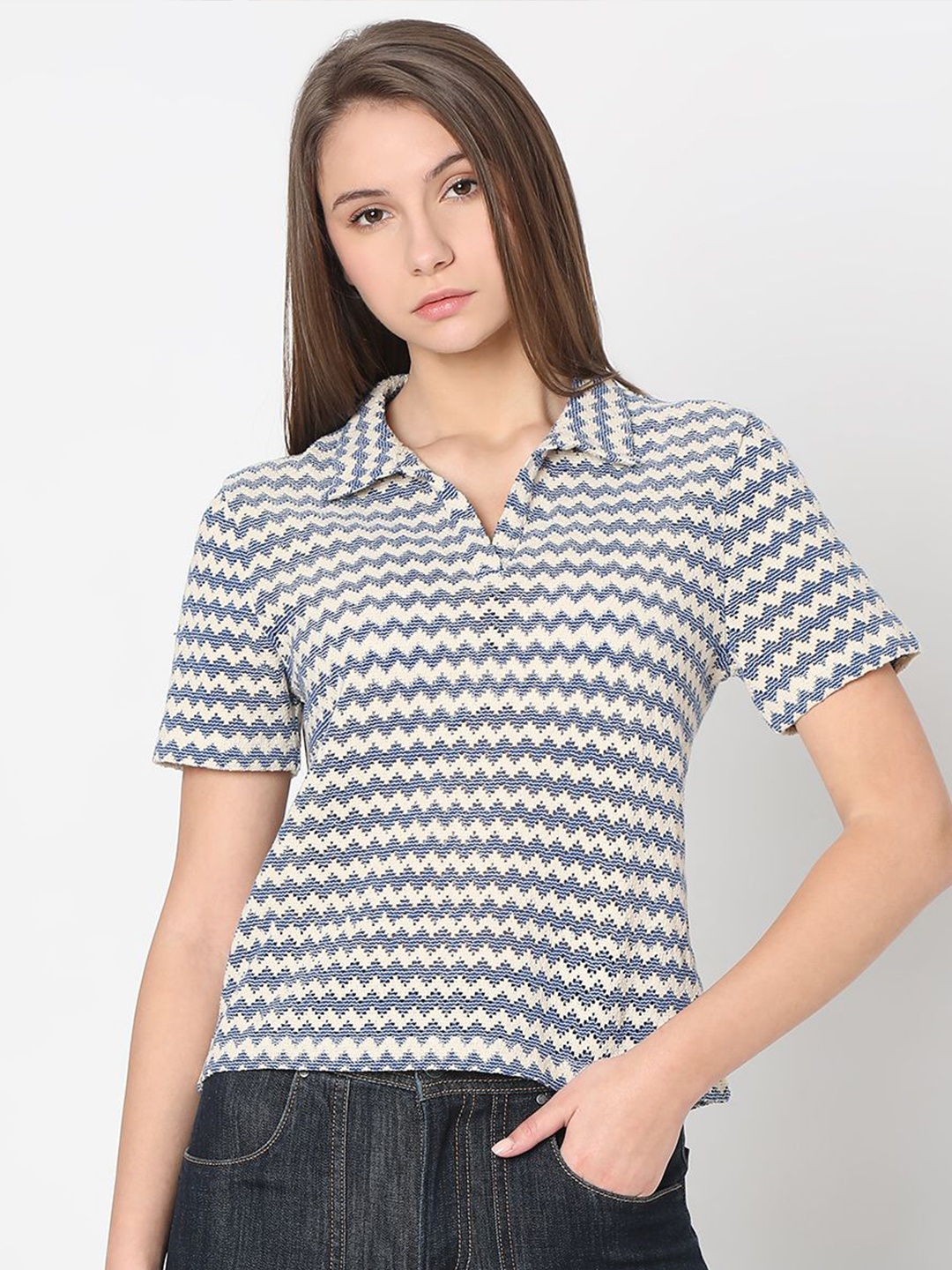

Vero Moda Women Geometric Printed Shirt Collar Cotton Top, White