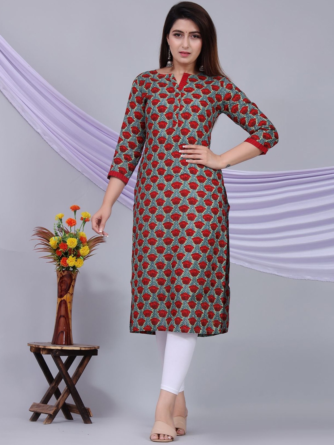 

Shiv ali apparels Floral Printed Notch Neck Straight Kurta, Red