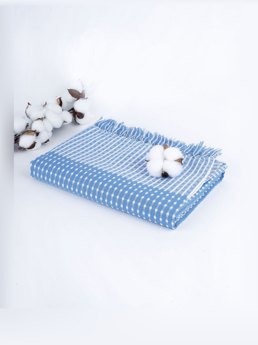 

Thirsty Towel Blue & White Printed Pure Cotton 250 GSM Honey Comb Bath Towel