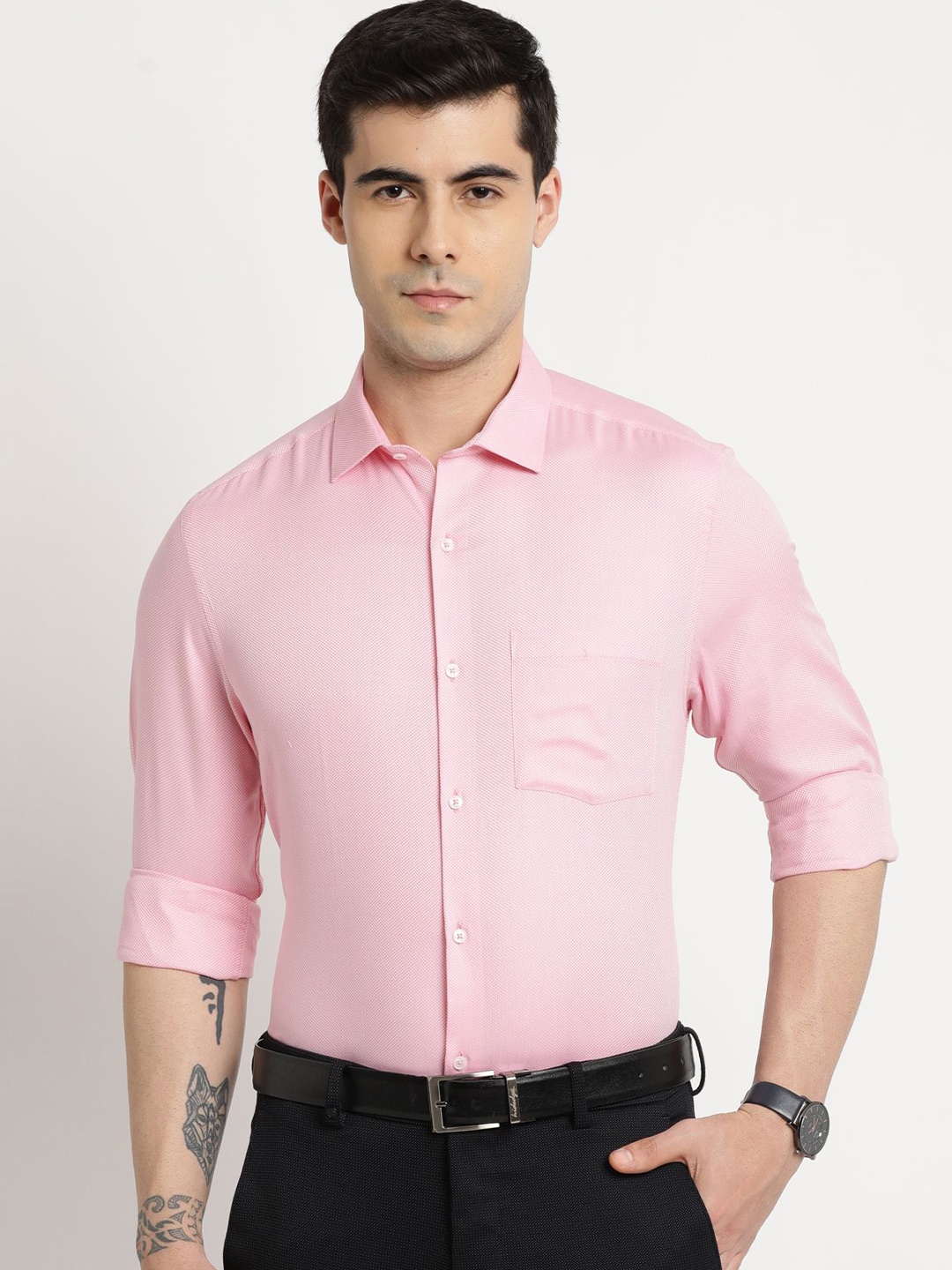 

Turtle Men Standard Solid Cotton Slim Fit Formal Shirt, Pink