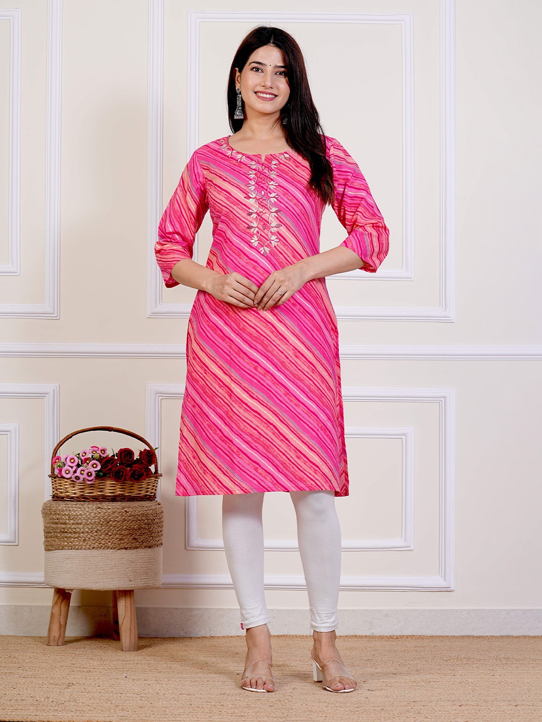 

Moktika Women Printed Organic Cotton Kurta, Pink
