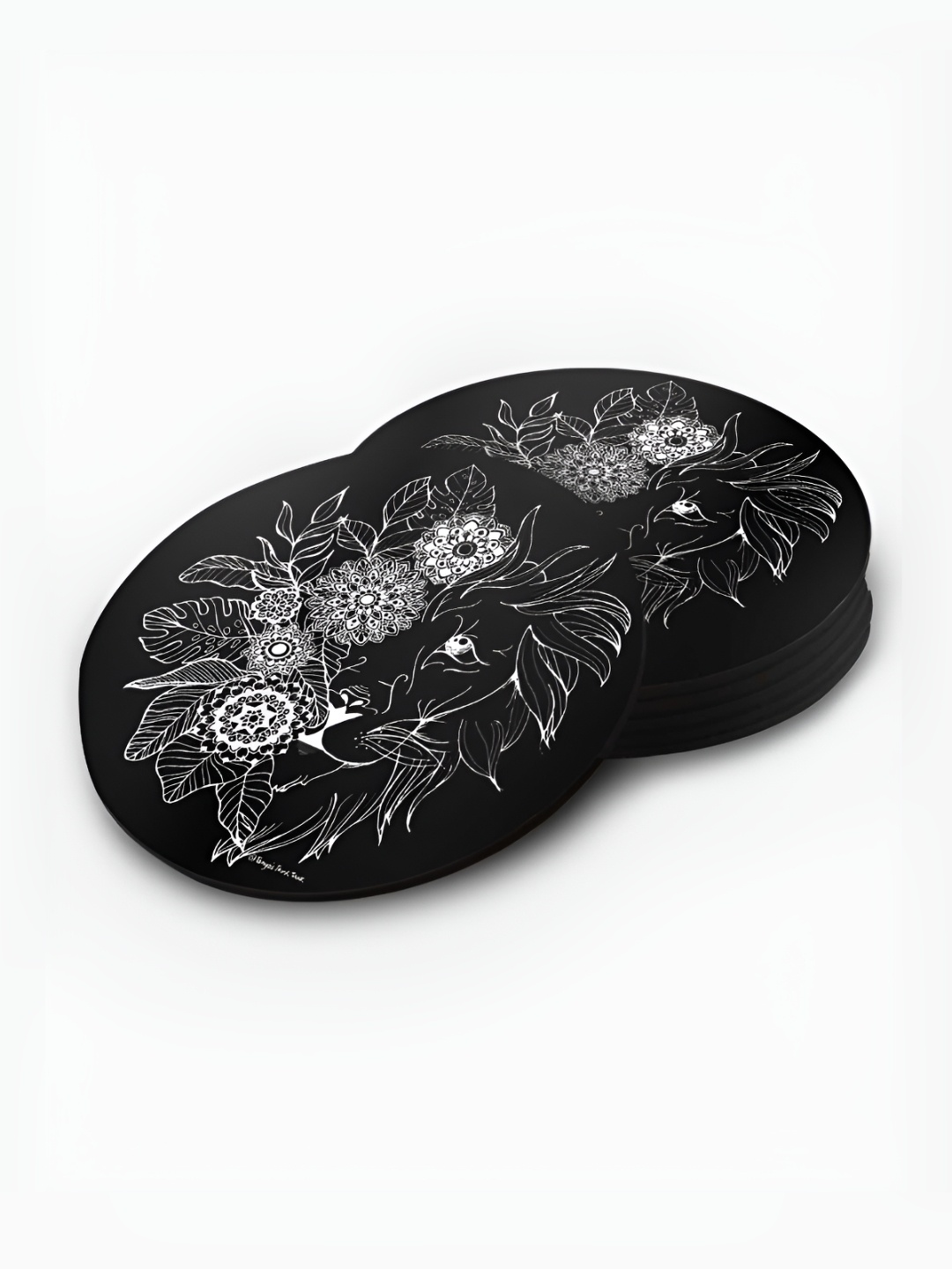

macmerise Black & White 6 Pieces Printed Round Wooden Coasters