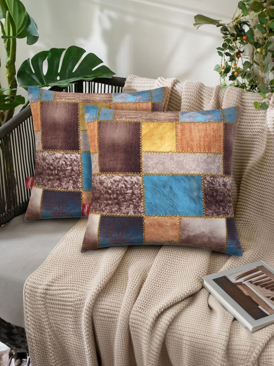 

Tesmare Premium Brown & Yellow 2 Pieces Geometric Printed Velvet Square Cushion Covers