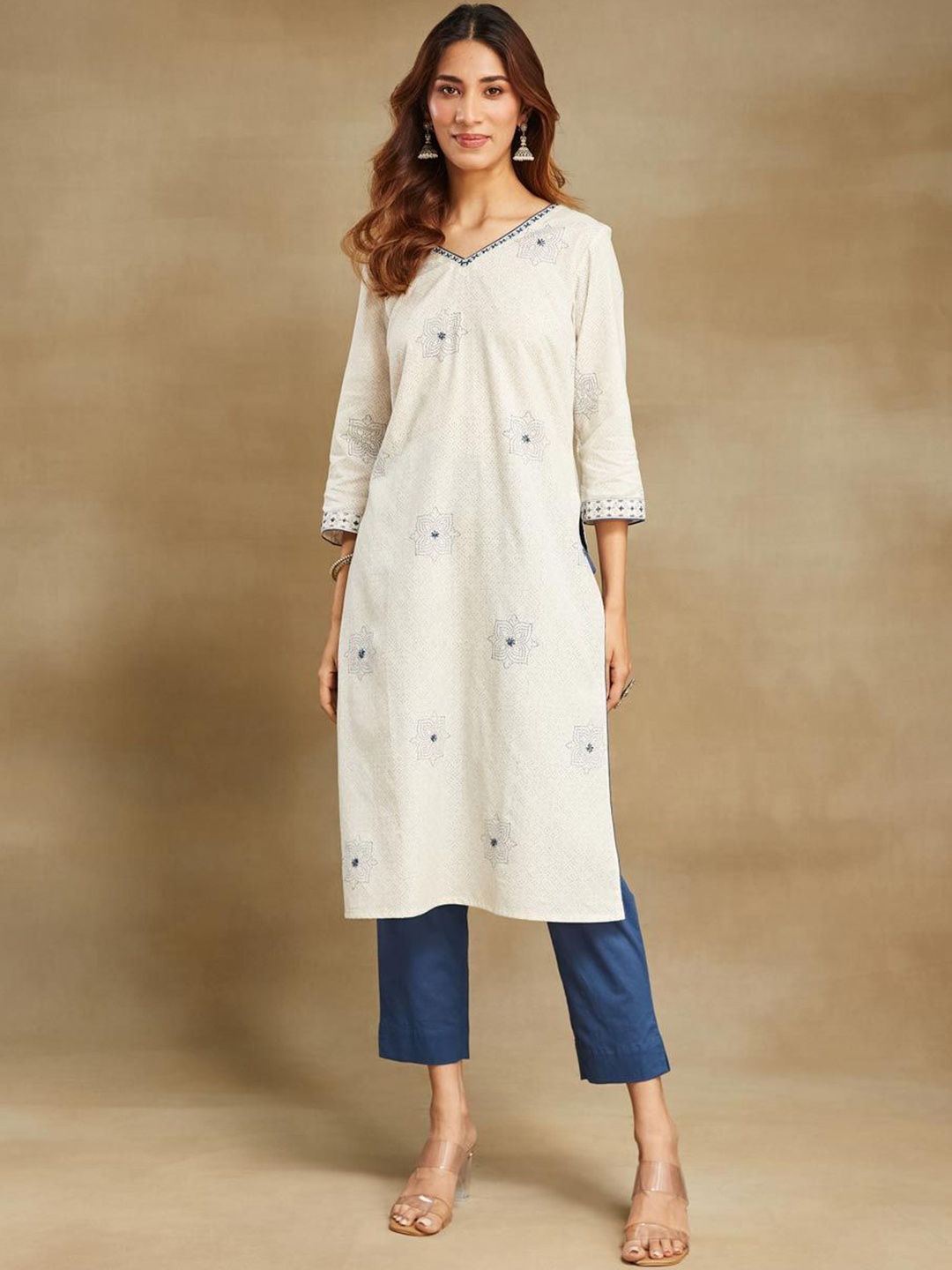 

Fabindia Ethnic Motifs Printed Straight Pure Cotton Kurta with Trousers, Off white