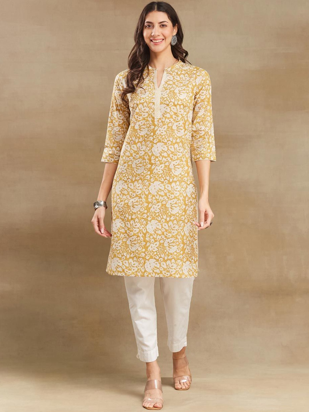 

Fabindia Floral Printed Mandarin Collar Cotton Straight Kurta, Mustard