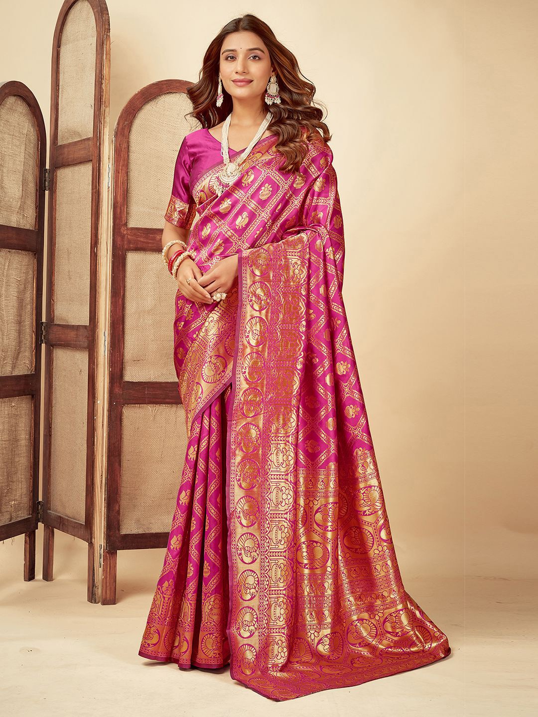 

KALINI Woven Design Zari Art Silk Woven Design Banarasi Saree, Pink