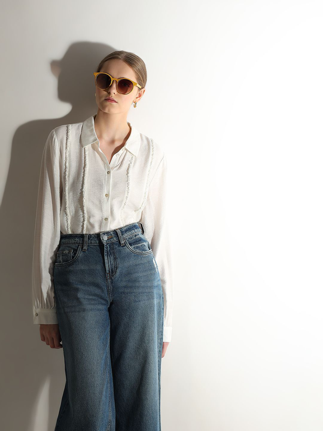 

Vero Moda Women Spread Collar Solid Casual Shirt, White