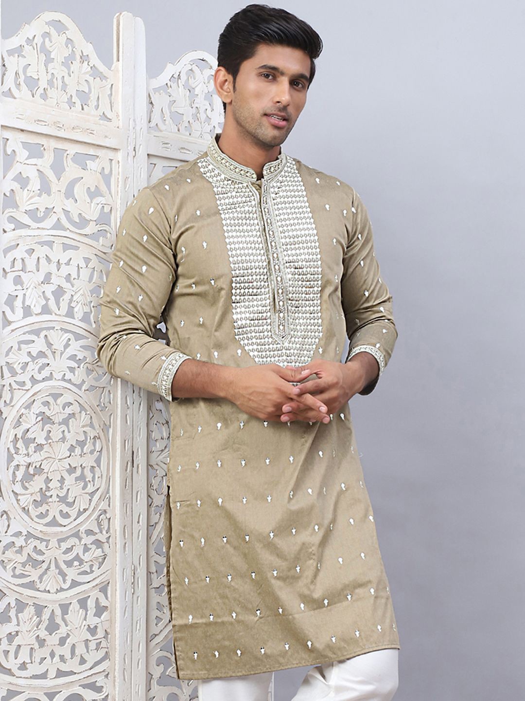 

Jompers Geometric Sequins Embroidered Mandarin Collar Straight Kurta, Beige