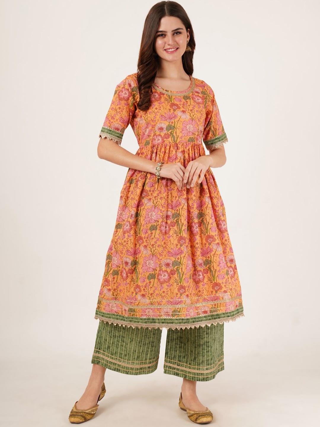 

COTLAND FASHION Floral Printed A-Line Gotta Patti Pure Cotton Kurta with Palazzos, Orange