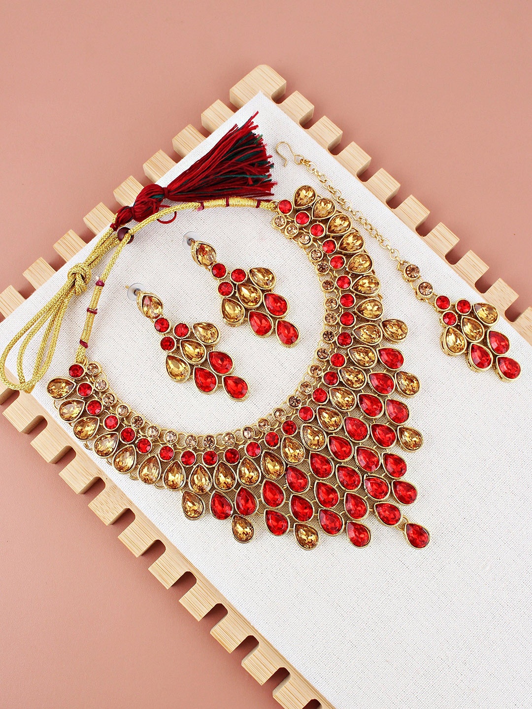 

LUCKY JEWELLERY Gold-Plated Stone Studded Jewellery Set