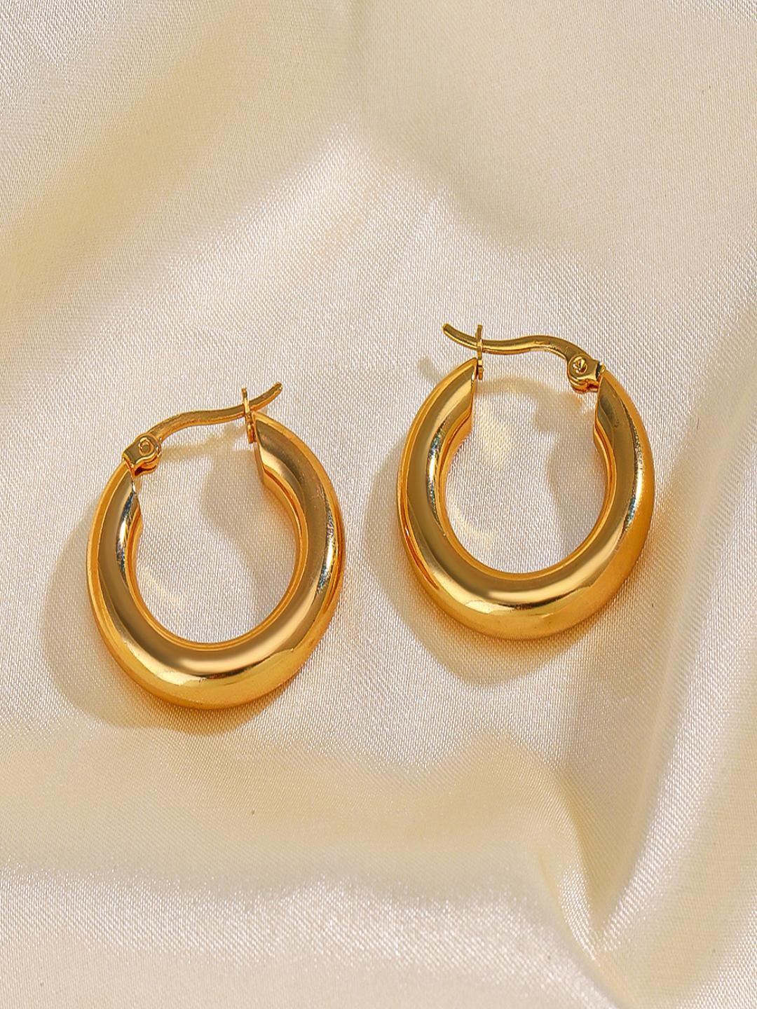 

AQUASTREET 18K Plated Waterproof Anti Tarnish 25mm Solid U-Shaped Hoop Earrings, Gold