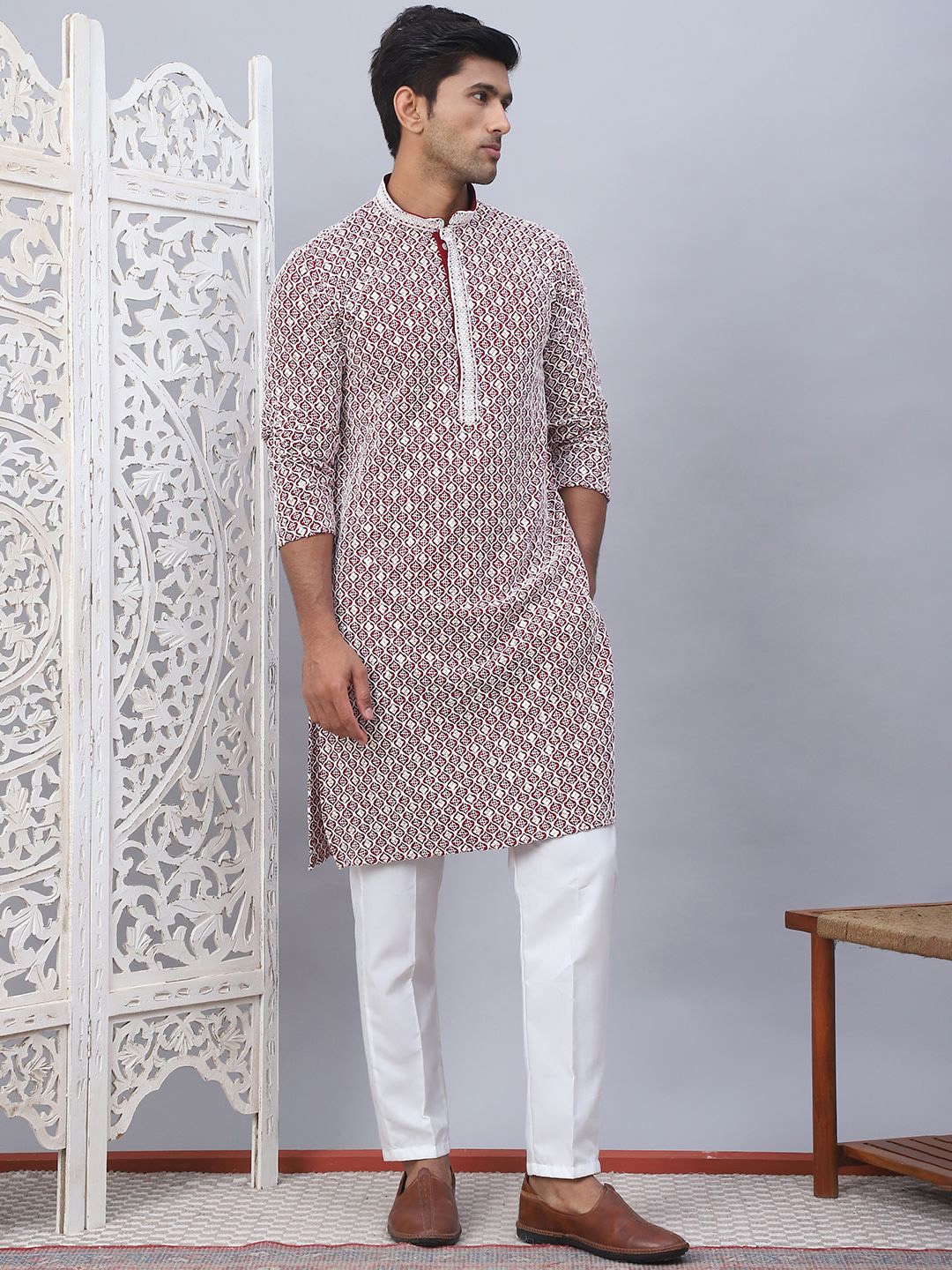 

Jompers Geometric Embroidered Chikankari Pure Cotton Straight Kurta With Pyjamas, Maroon