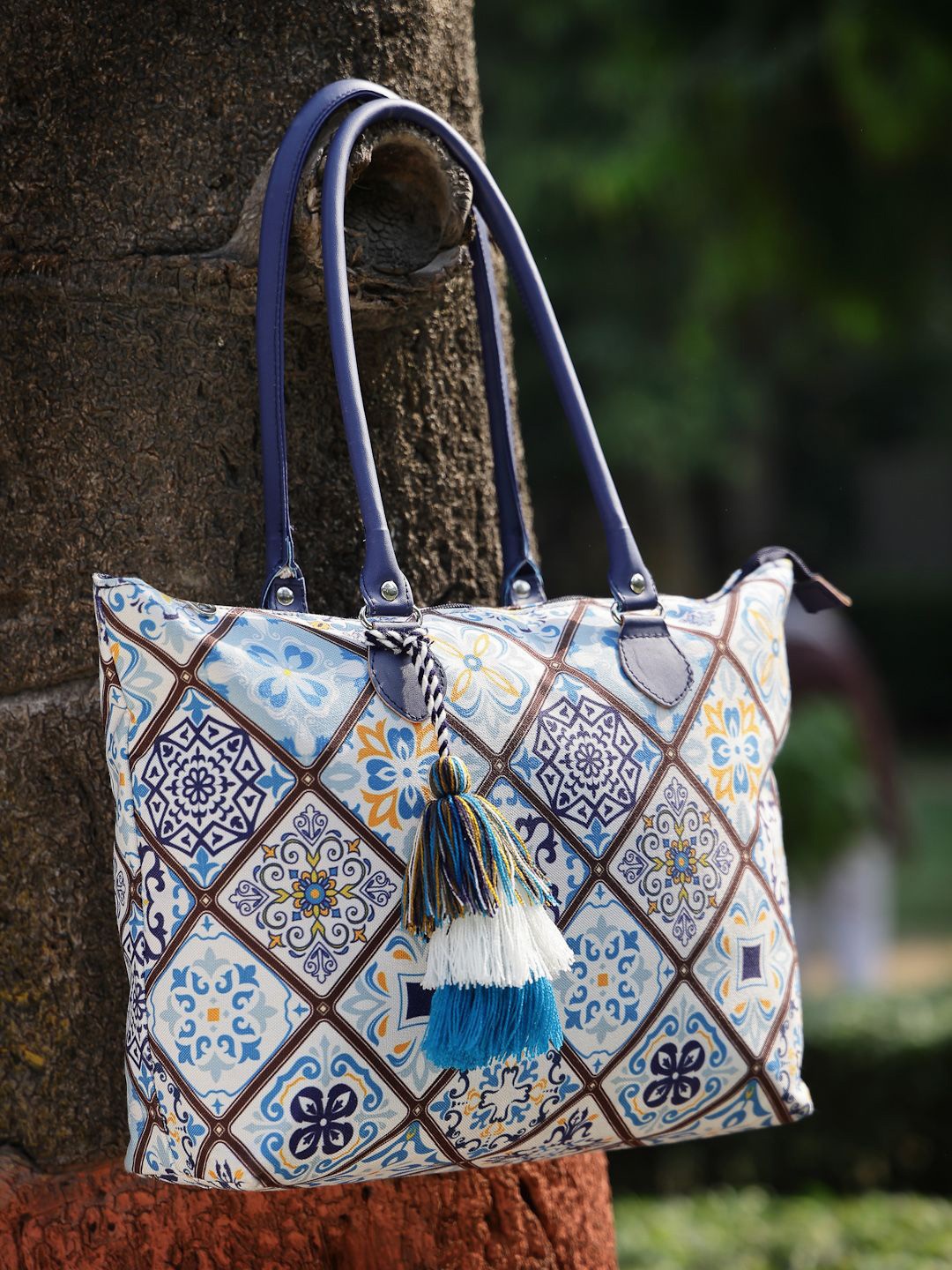

Anekaant Ethnic Motifs Printed Structured Shoulder Bag, White