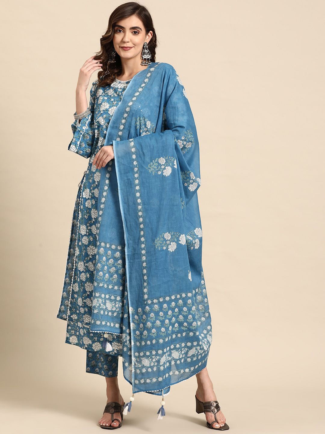

Rangeelo Floral Printed Pure Cotton Straight Kurta with Trousers & With Dupatta, Blue