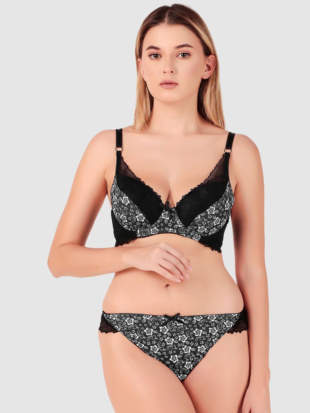 

Secret Lives Floral Printed Underwired Heavily Padded Lingerie Set, Black