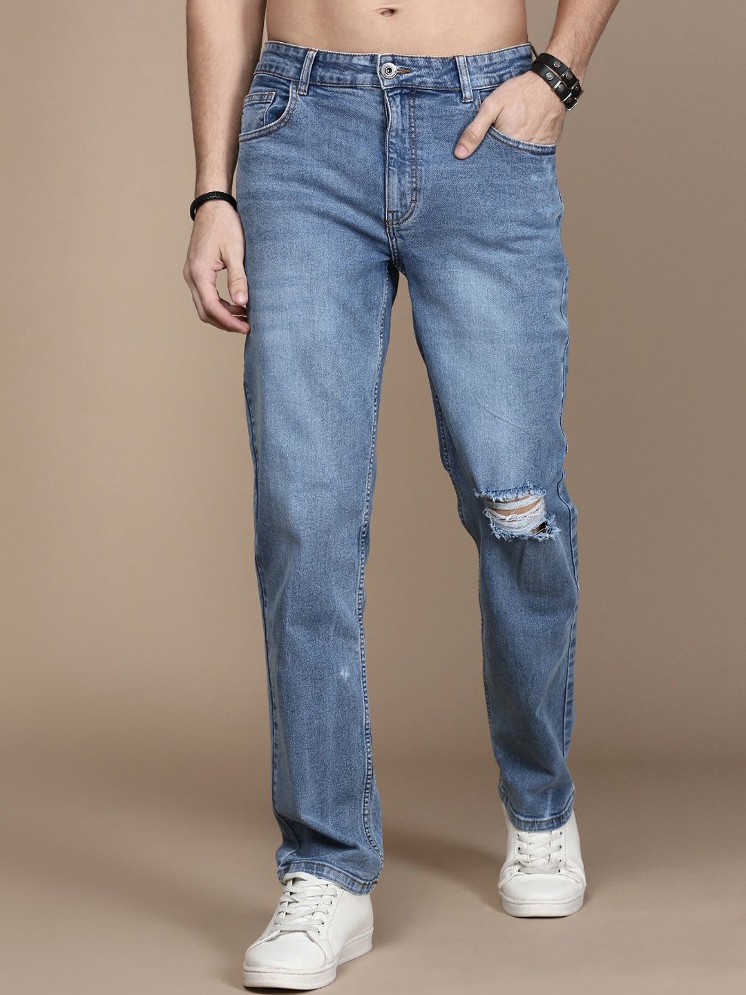 

The Roadster Lifestyle Co Men Light Fade Ripped Jeans, Blue