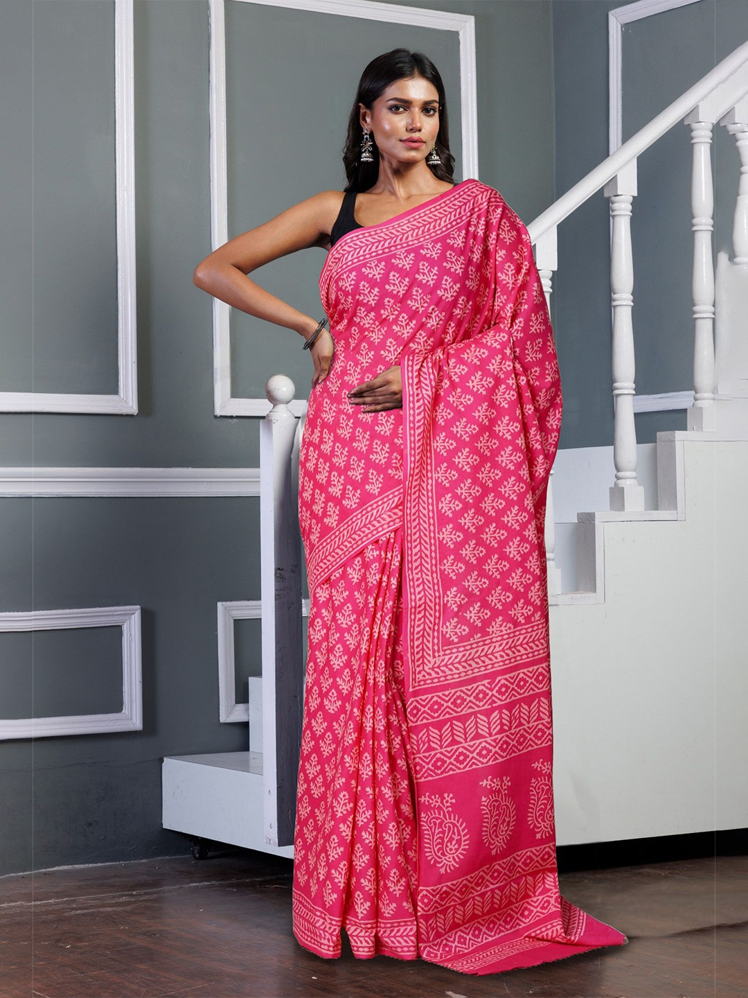 

Unnati Silks Ethnic Motifs Pure Cotton Handloom Block Print Saree, Pink