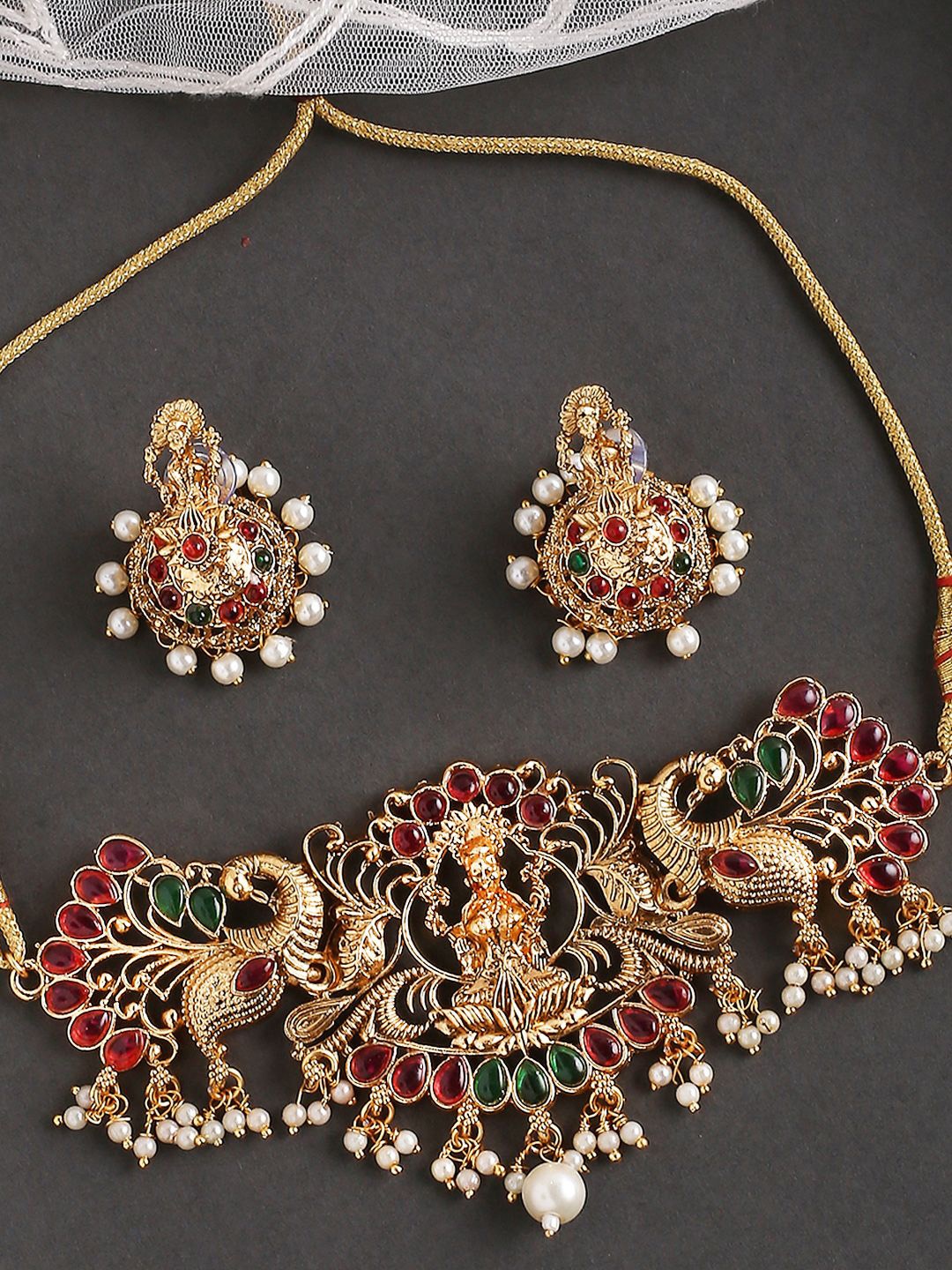 

Anouk Gold Plated Stone Studded Jewellery Set