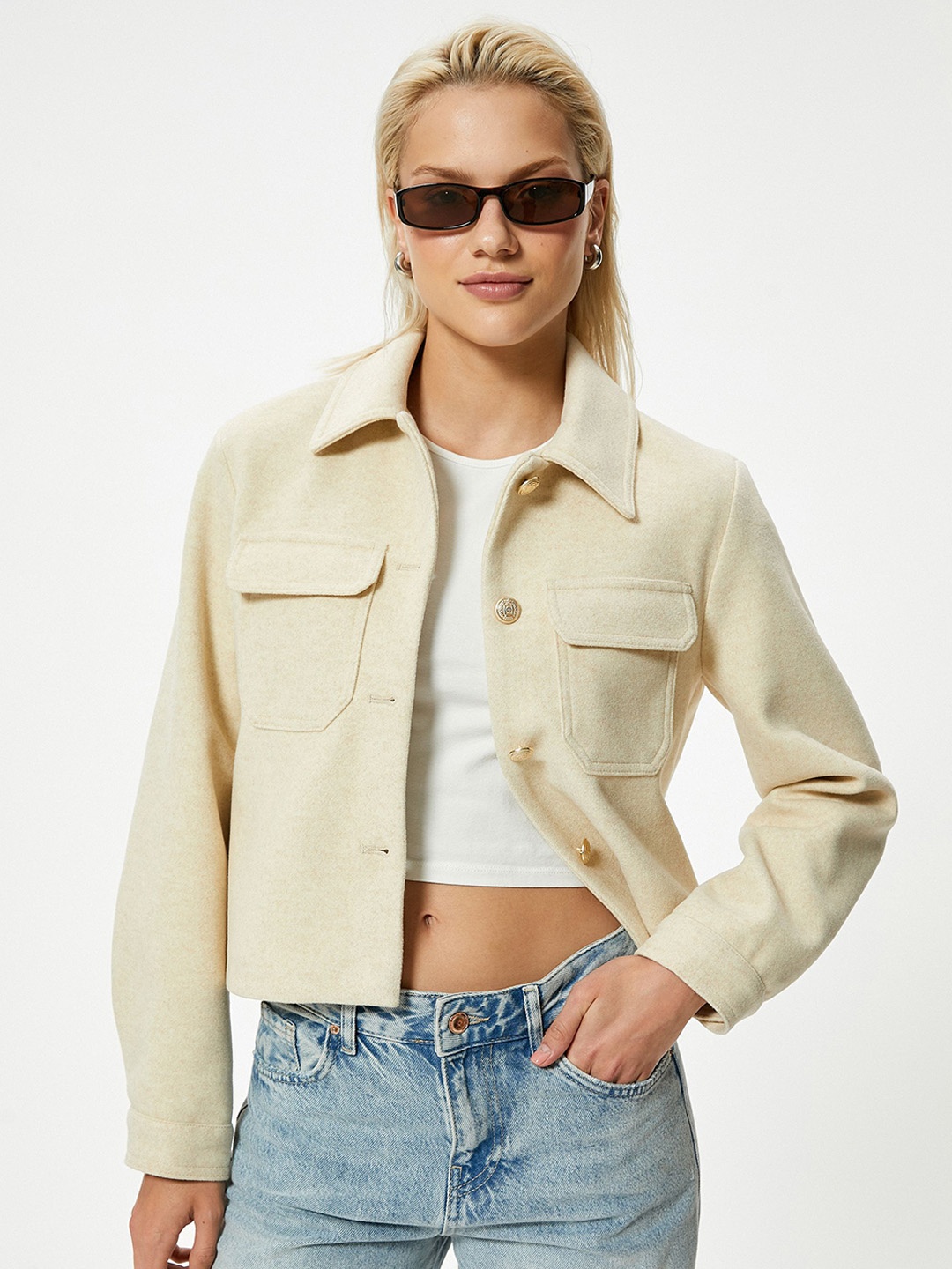 

Koton Women Solid Crop Tailored Jacket, Beige