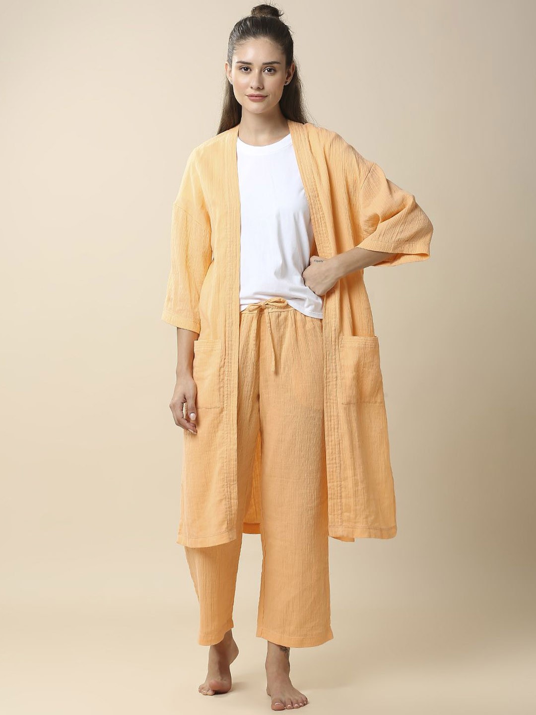 

Chemistry Women Solid Night suit, Peach