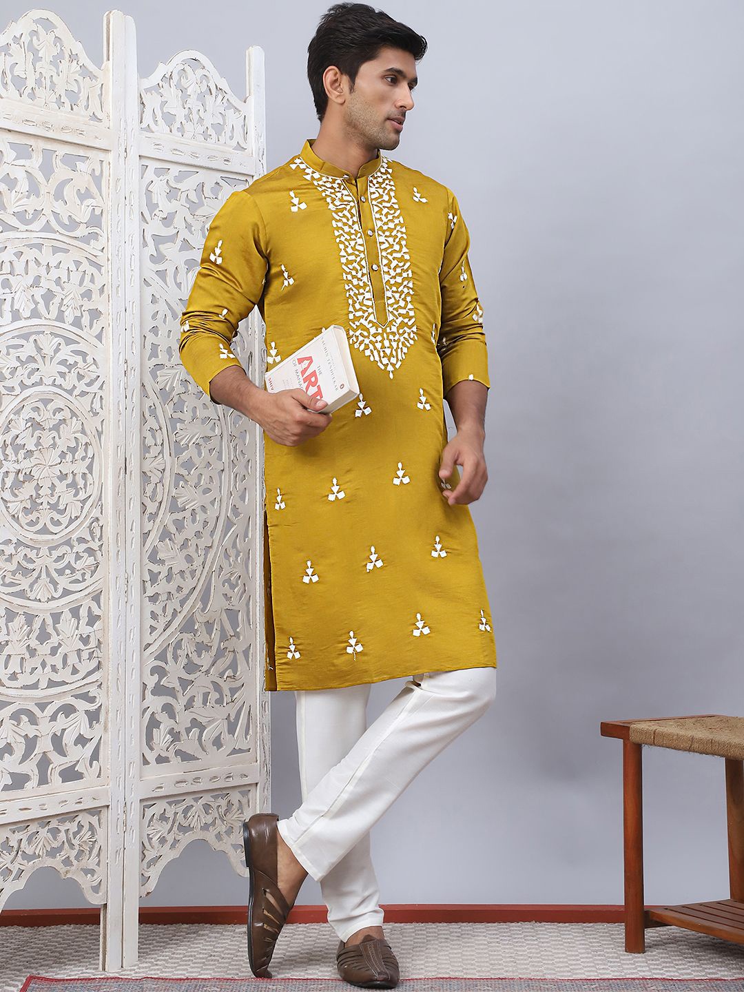 

Anouk Mustard Floral Embroidered Mandarin Collar Straight Kurta & Pyjama