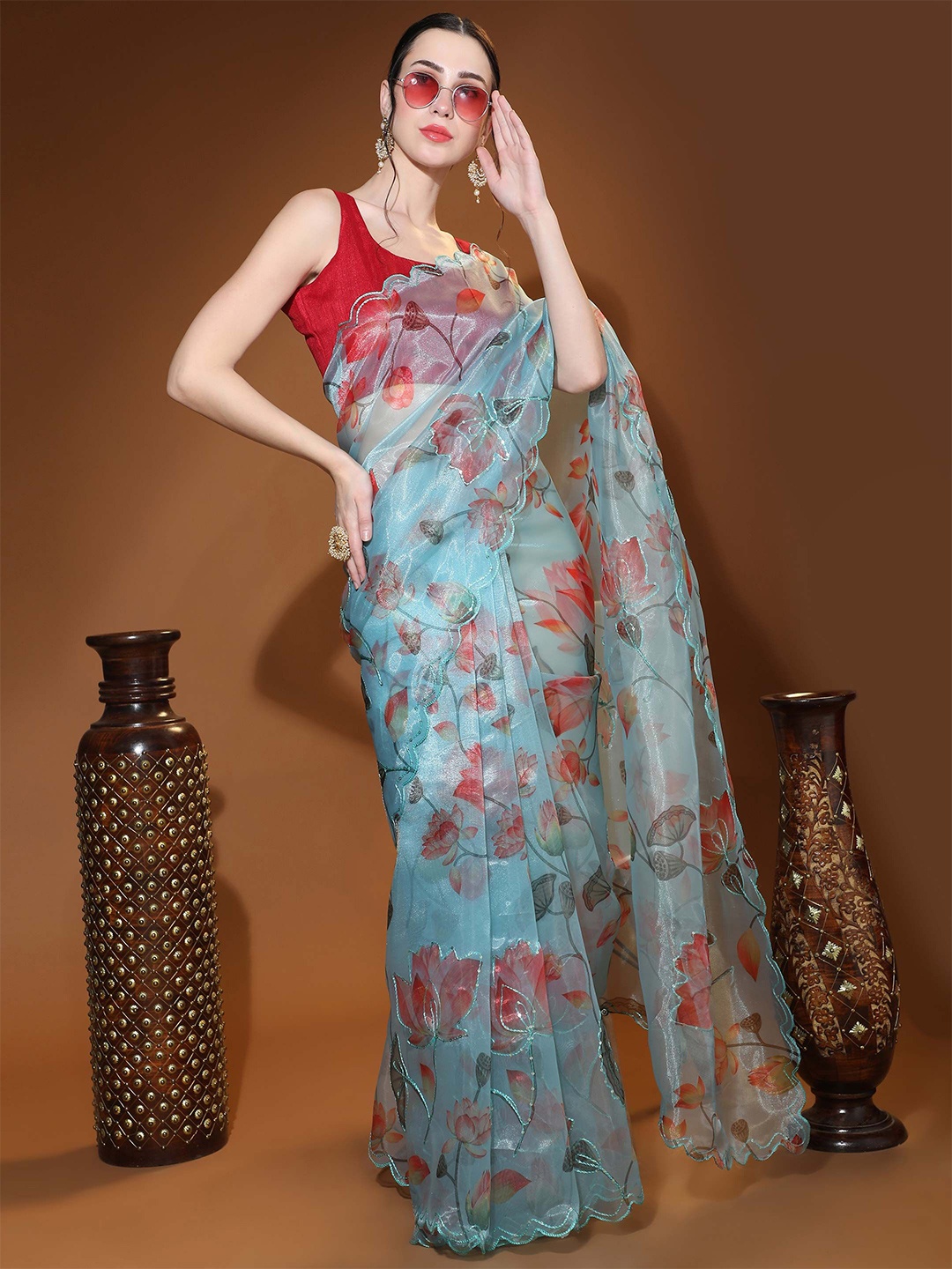 

VAMSEE Floral Embroidered Organza Saree, Blue