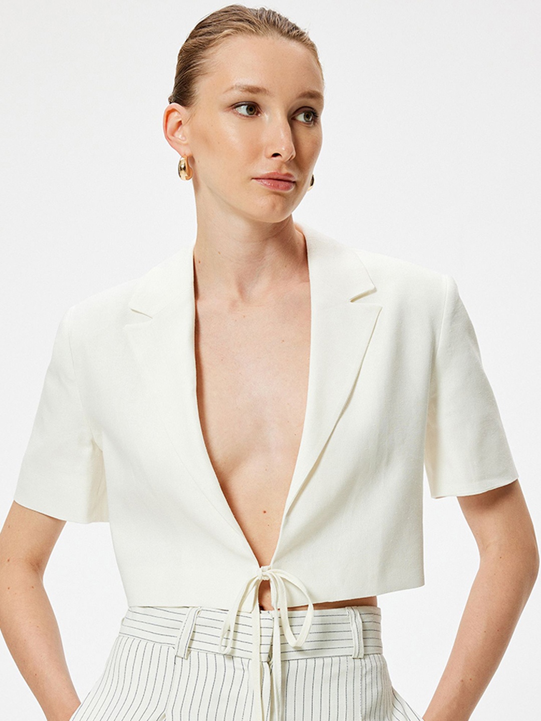 

Koton Women Solid Crop Lapel Collar Tailored Jacket, White