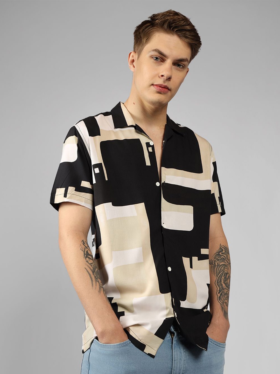 

Dennis Lingo Men Abstract Printed Cuban Collar Relaxed Fit Casual Shirt, Black