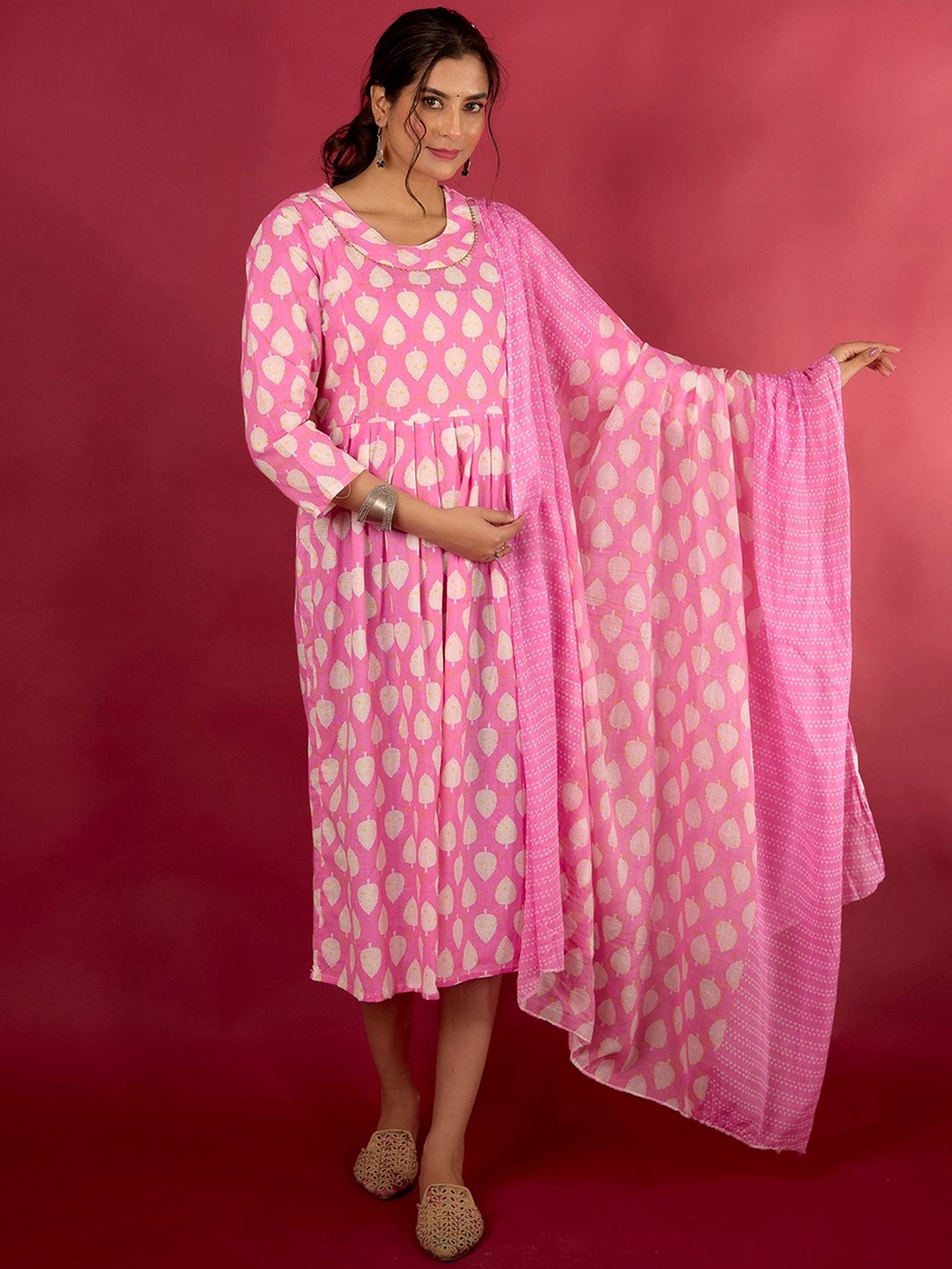 

Mialo fashion Printed Flared Feeding Dress With Dupatta, Pink