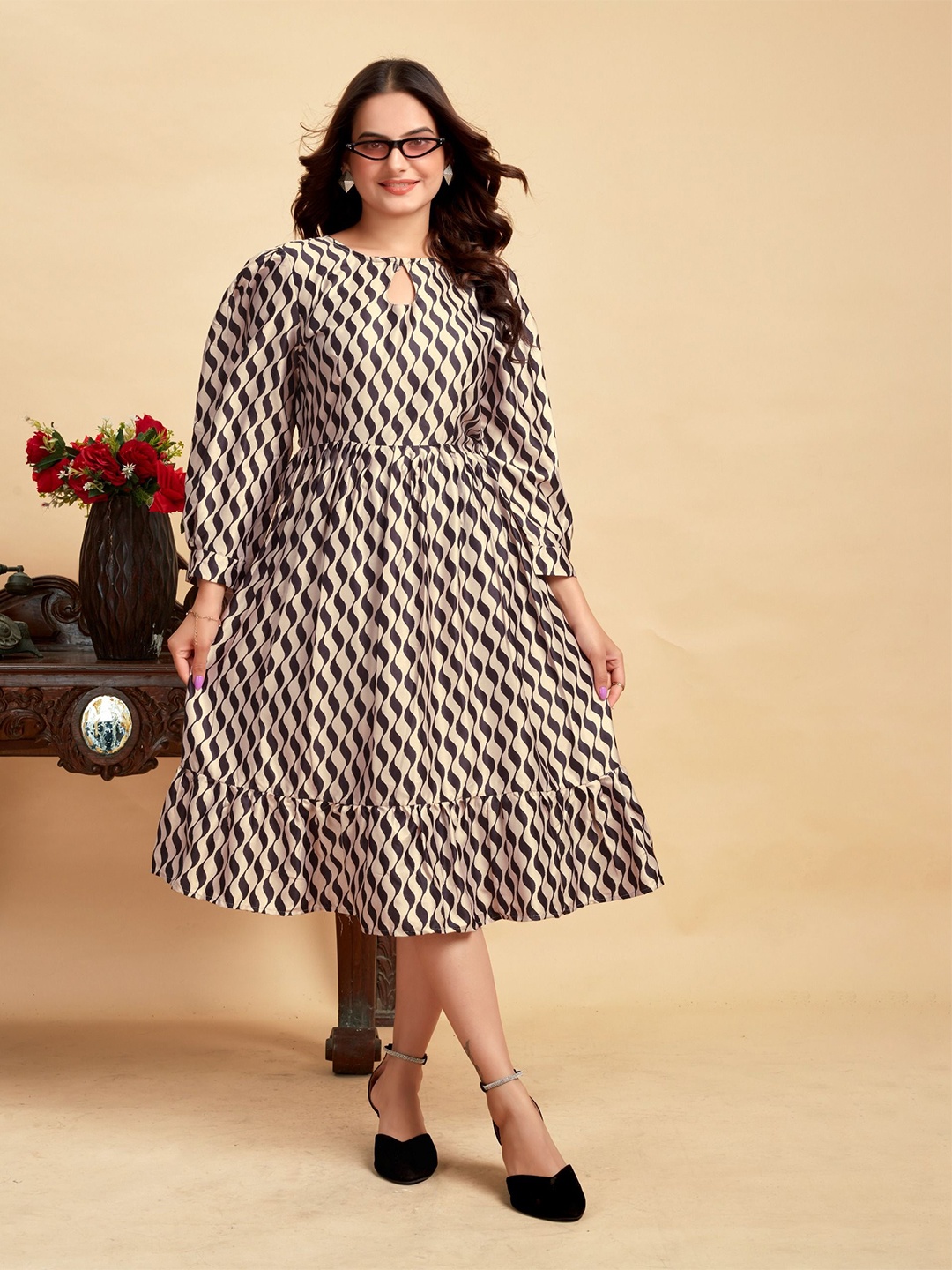 

ANAMSA Ethnic Motifs Printed Keyhole Neck Puff Sleeve A-Line Midi Dress, Beige