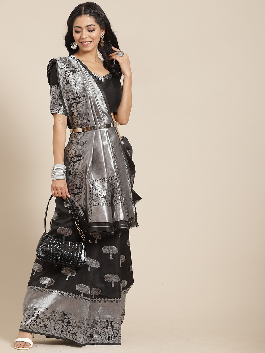 

KALINI Woven Design Zari Banarasi Saree, Black