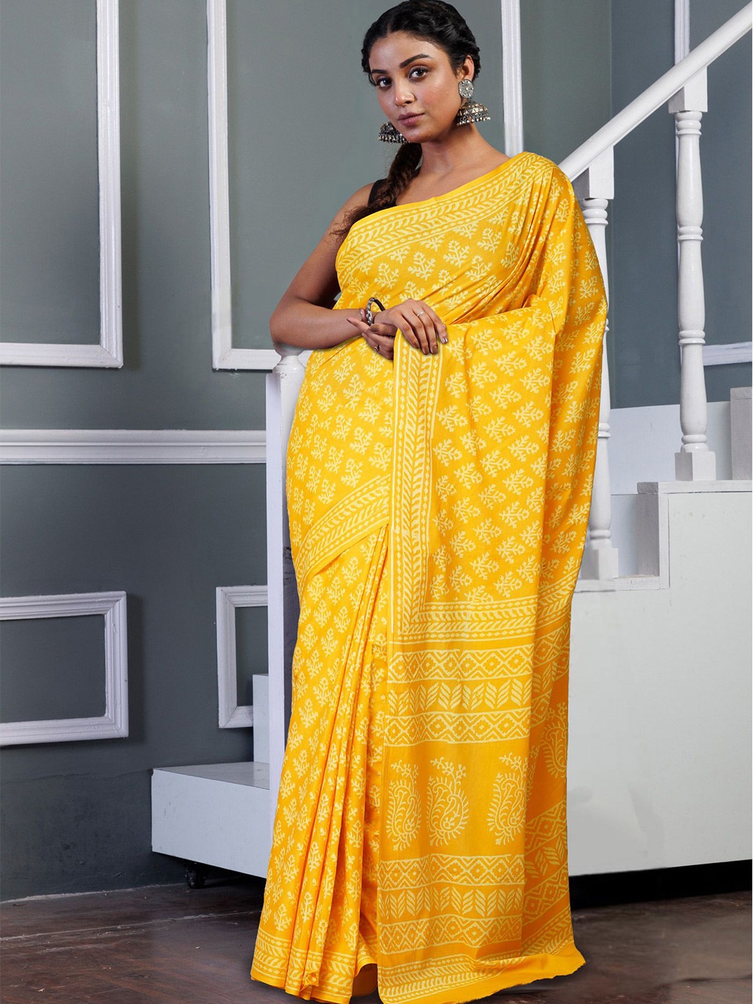 

Unnati Silks Ethnic Motifs Pure Cotton Handloom Block Print Saree, Yellow