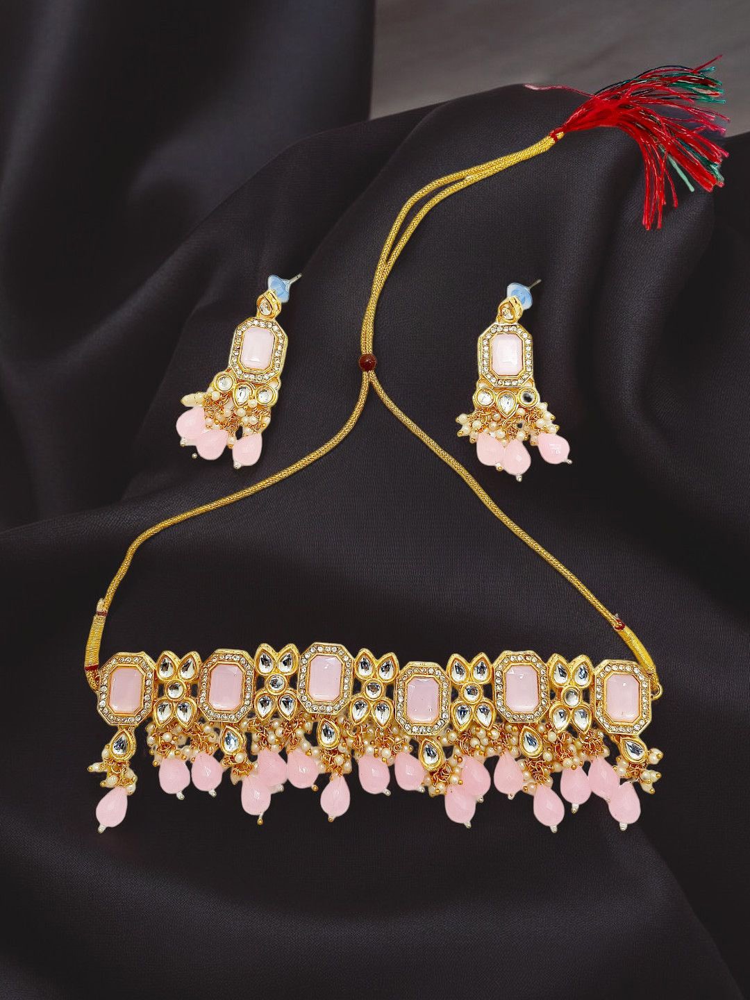 

FEMMIBELLA Gold Plated Kunded Studded & Pearl Beaded Jewellery Set