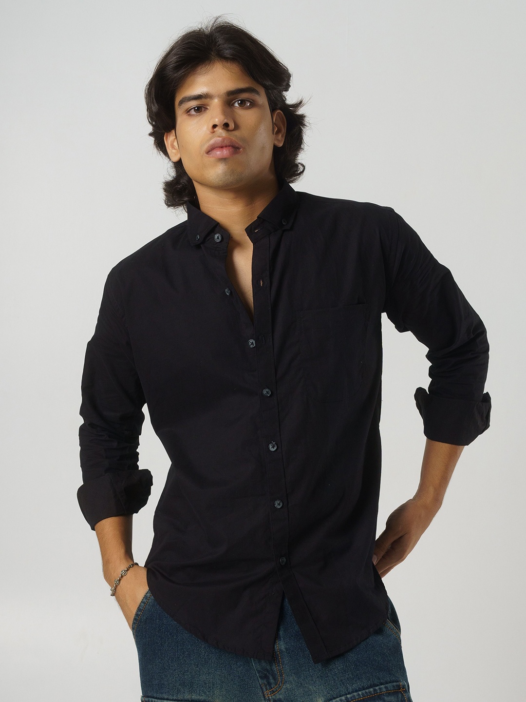 

UNTLD Men Relaxed Spread Collar Solid Cotton Semiformal Shirt, Black