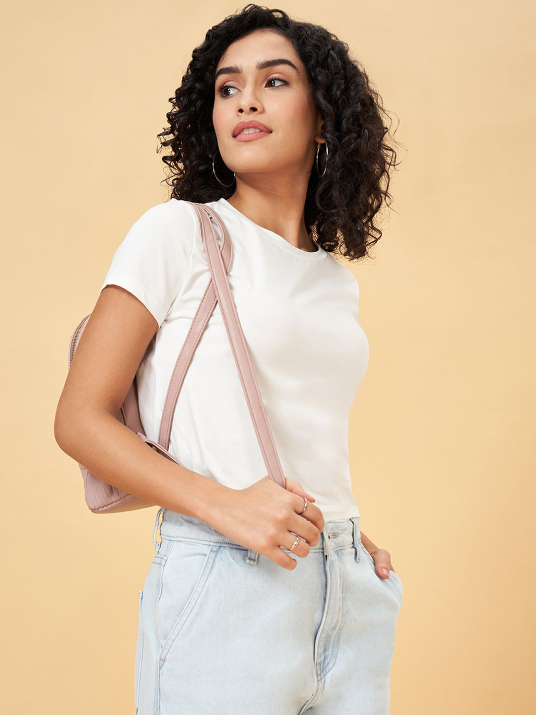 

People Women Solid Round Neck Cotton Top, Off white