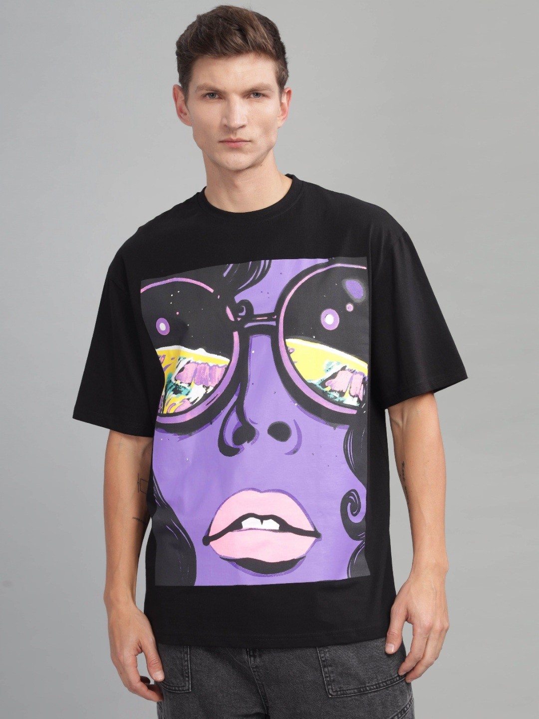 

TOMHIDDLE Men Graphic Printed Round Neck Cotton Oversized T-Shirt, Black