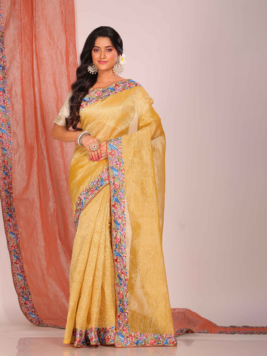 

Morchari Floral Embroidered Tissue Saree, Yellow