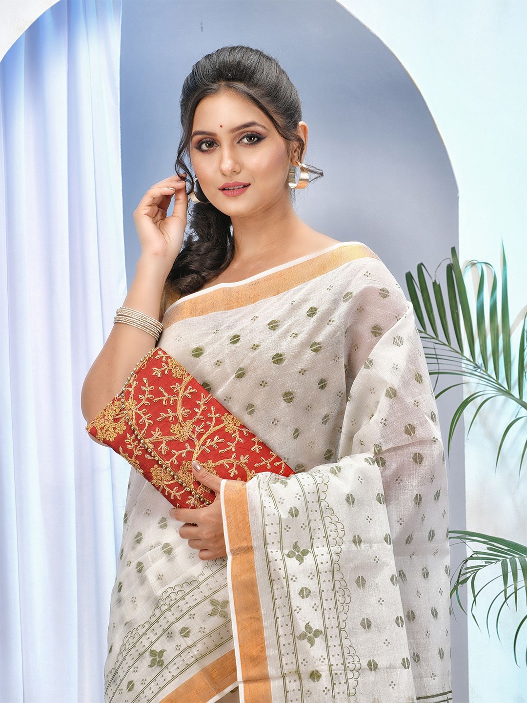 

DESH BIDESH Printed Ethnic Motifs Pure Cotton Taant Saree, White