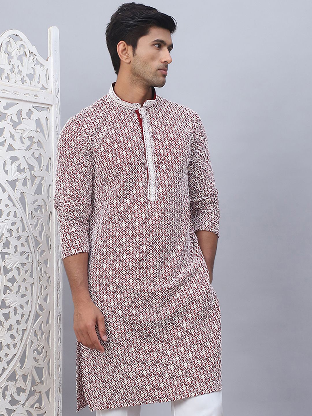 

Jompers Geometric Embroidered Mandarin Collar Chikankari Pure Cotton Straight Kurta, Maroon