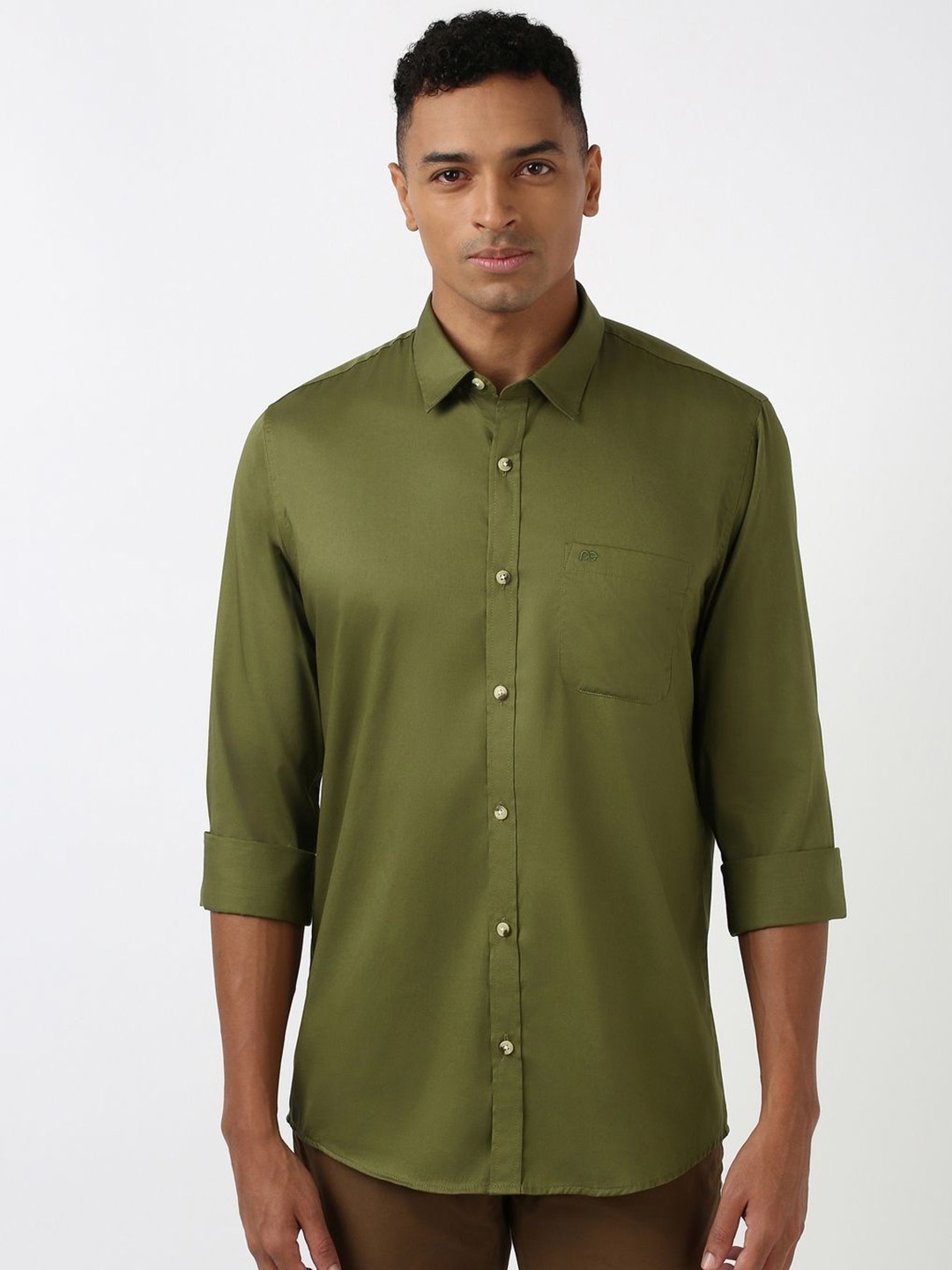 

Peter England Casuals Men Spread Collar Solid Cotton Slim Fit Casual Shirt, Olive