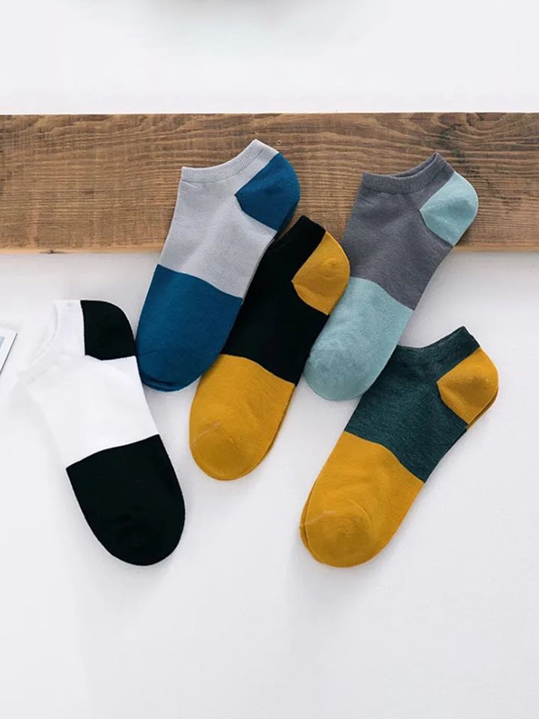

Sockscarving Men Pack Of 5 Colourblocked Cotton Shoe Liner-Length Socks, Blue